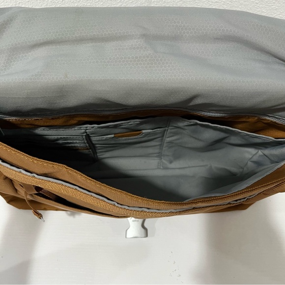 TUMI TECH | Nylon Messenger Laptop Bag - Picture 8 of 10